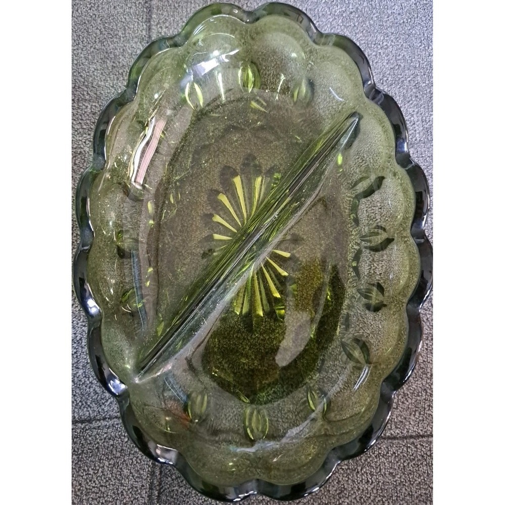 Vintage Indiana Glass Green Divided Oval Relish. Olive/Pickle. Candy/Nut Dish